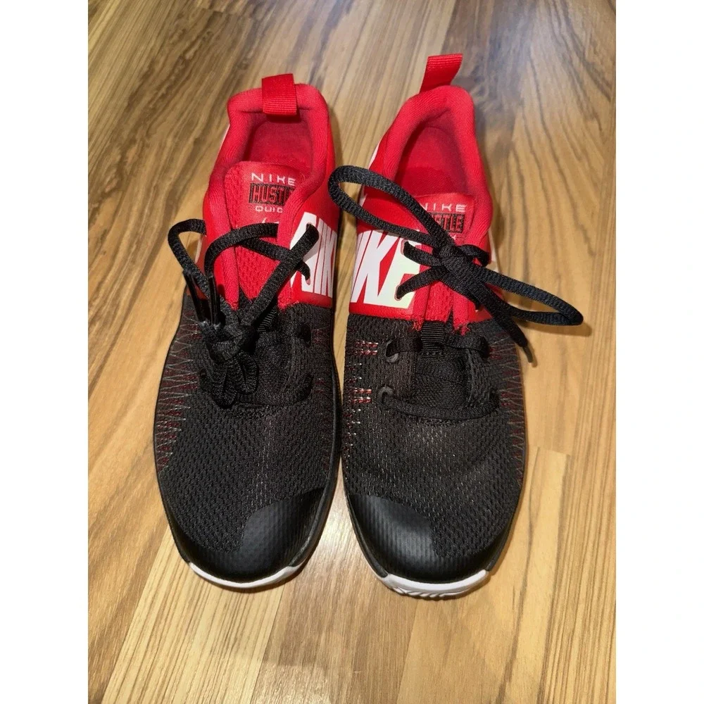 Nike Boys NEW Sz 3Y 3 Team‎ Hustle Quick 922681-002 Black Basketball Sneakers